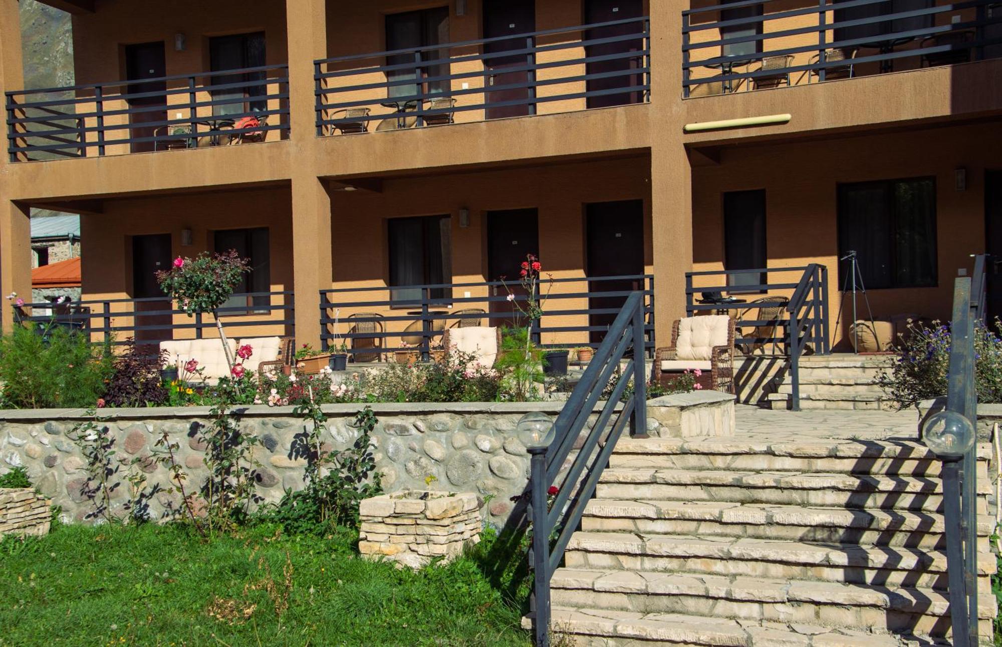 Guest House Oxygen 카즈베기 외부 사진