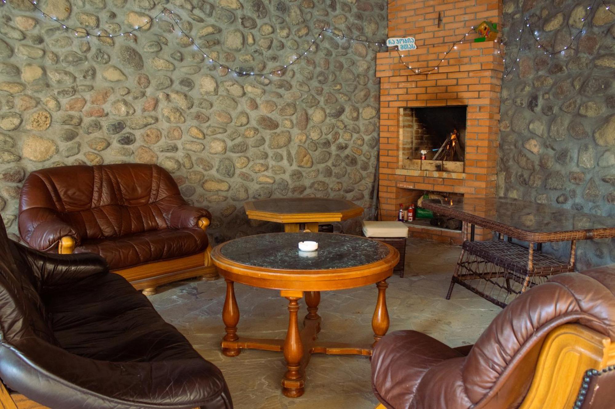 Guest House Oxygen 카즈베기 외부 사진